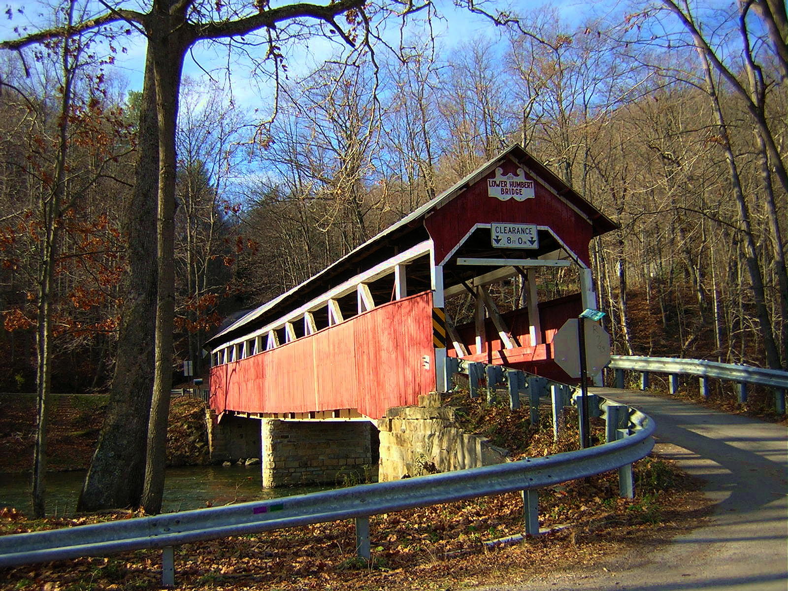 2005-11-19 Humbert Bridge (1891).JPG